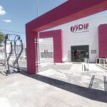 Hay vacaciones, pero sí entregarán pasaportes